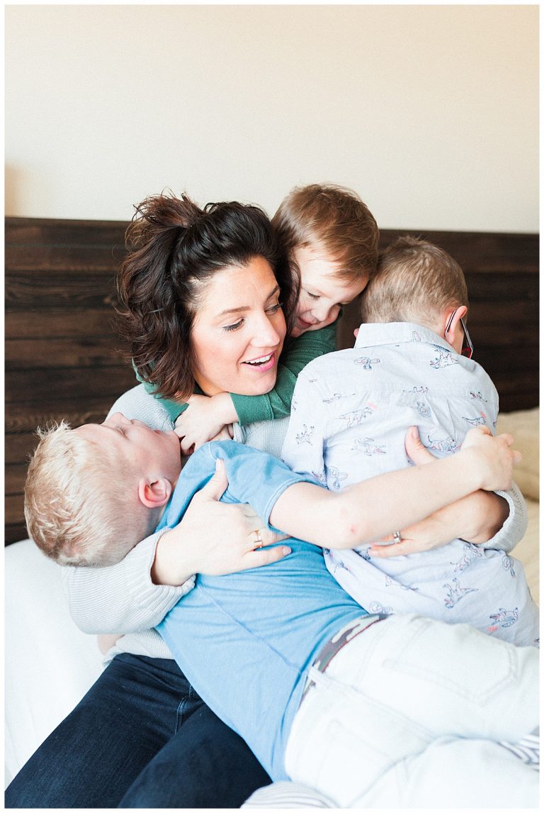 a mama + her three darlings | fairview heights family photographer
