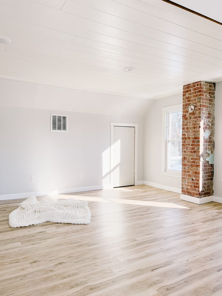 WELCOME TO THE AERIE | KELSI BAILEY PHOTOGRAPHY’S NATURAL LIGHT STUDIO