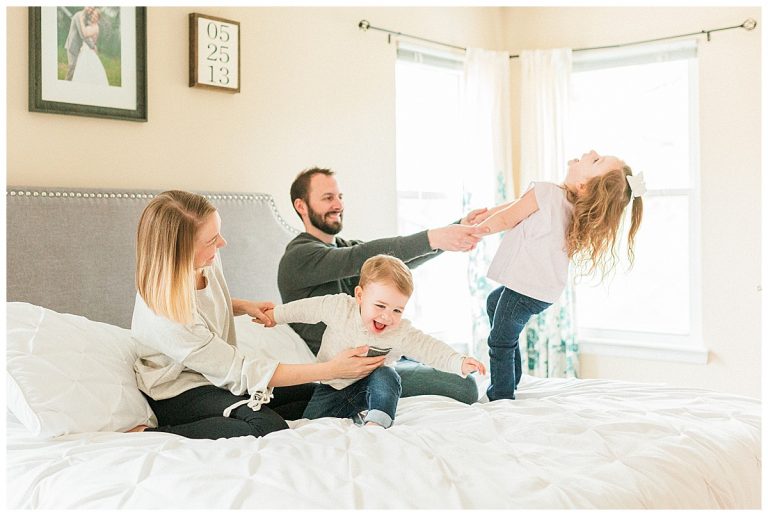 TEN IN HOME SESSION IDEAS | O’FALLON FAMILY PHOTOGRAPHER